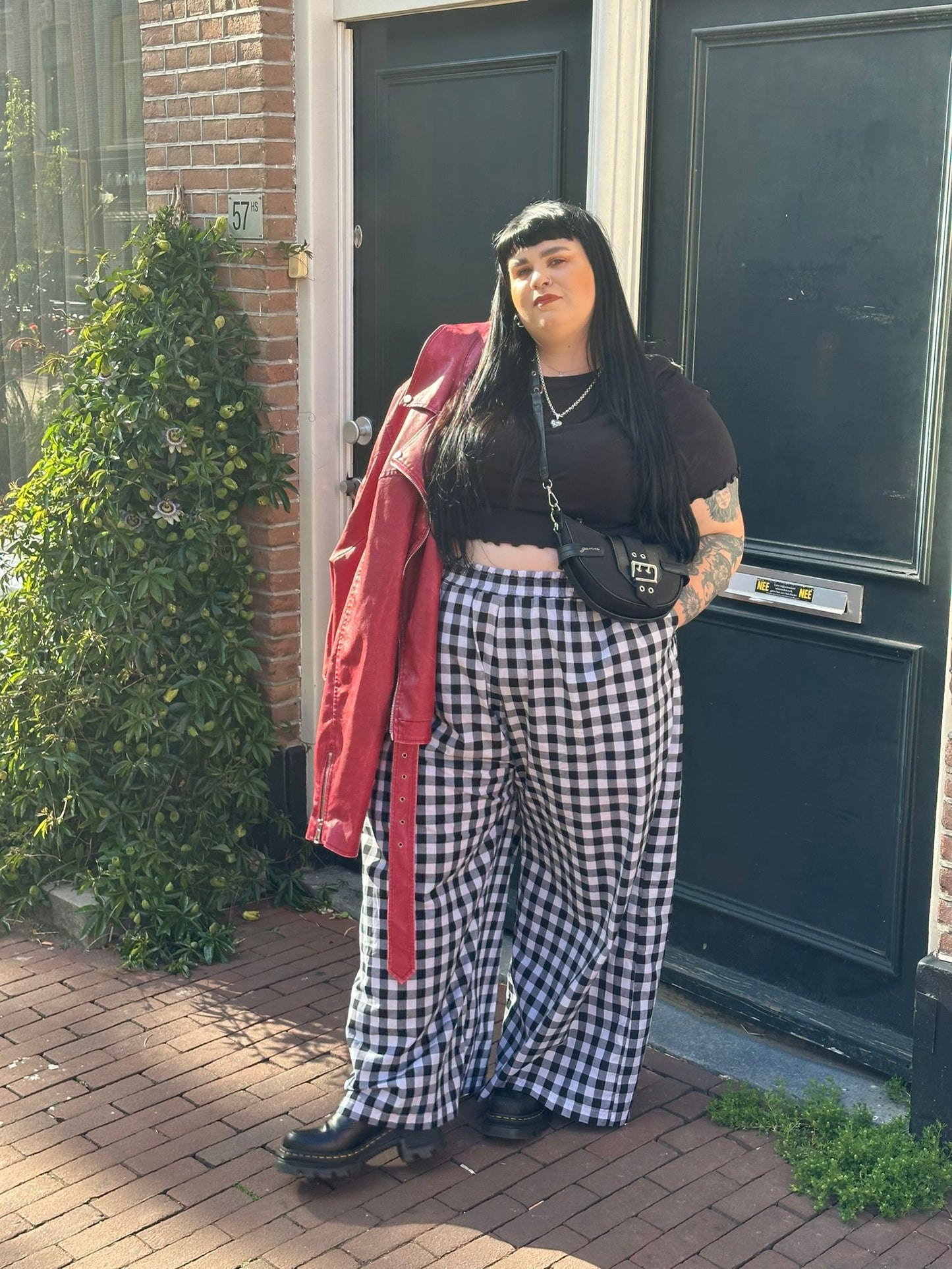 She Wears the Trousers