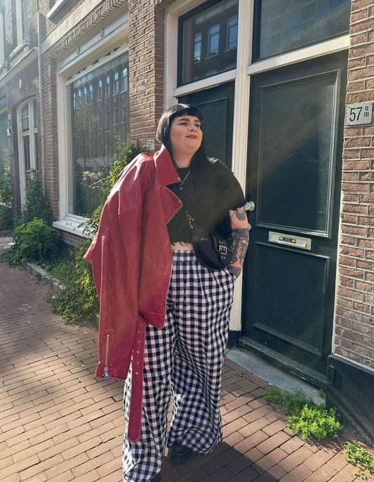 She Wears the Trousers